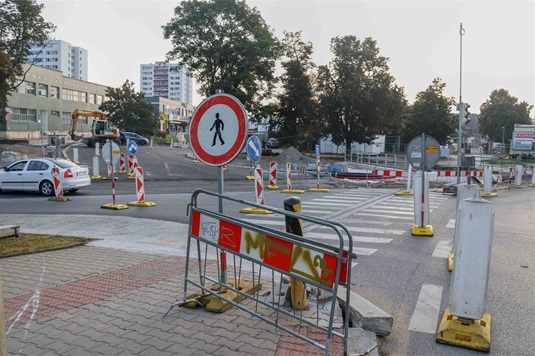 Nový most přes Radotínský potok na náměstí Osvoboditelů je již otevřený, 13.9.2021